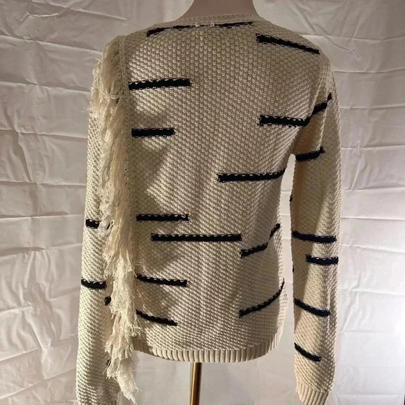 Lucky Brand Cream and Black Crew & Scoop Necks Sweater - Picture 2 of 6